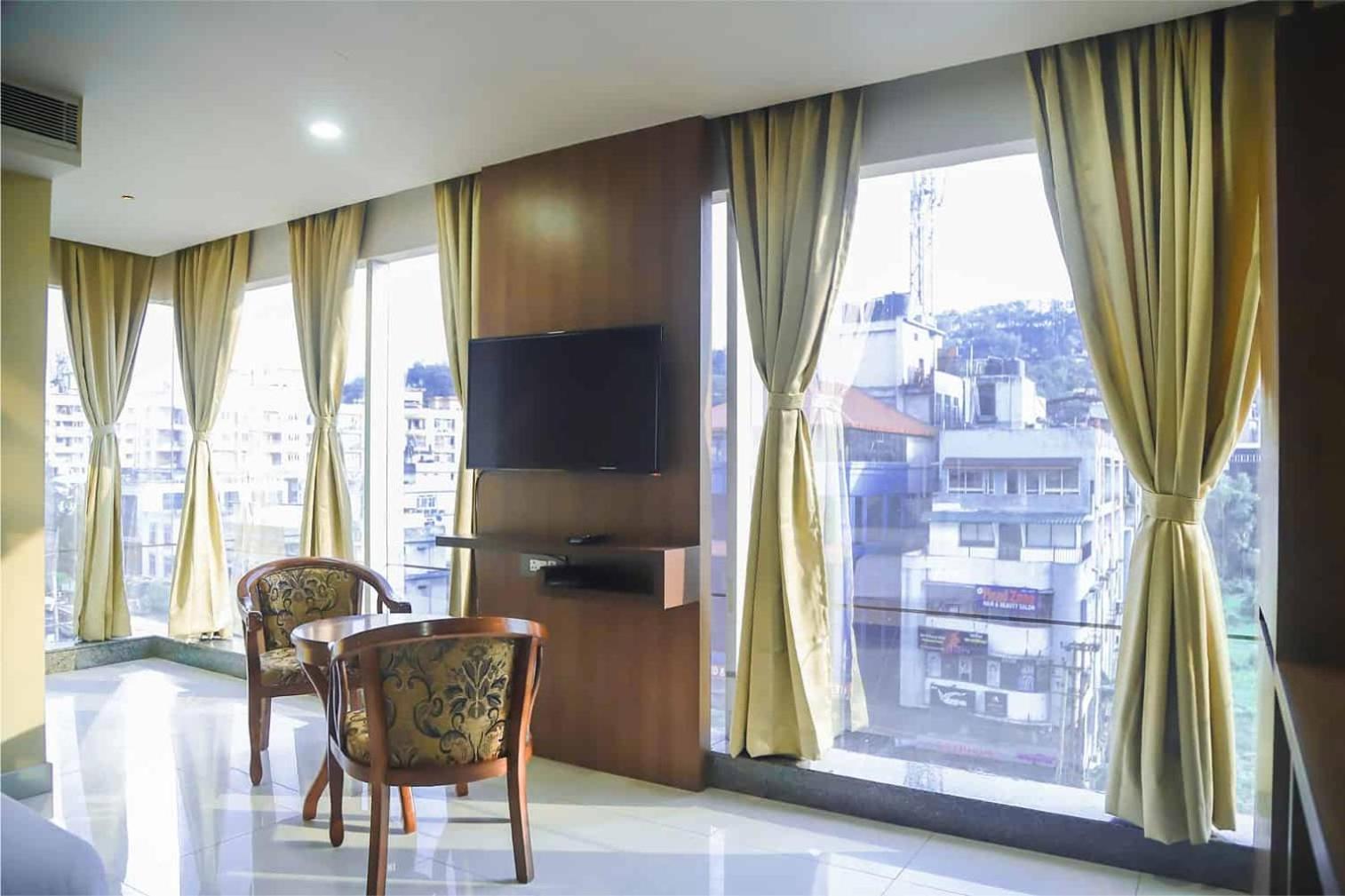 Hotel Apollo Grand Guwahati Exterior foto